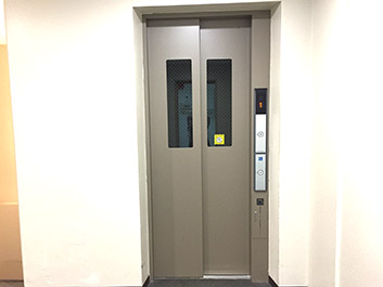 エレベータ
